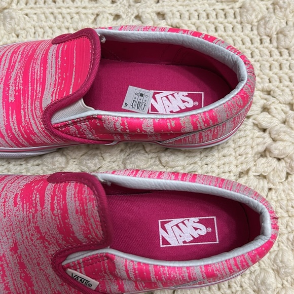 Vans Kids Pink Slip-On Shoes - Picture 3 of 8
